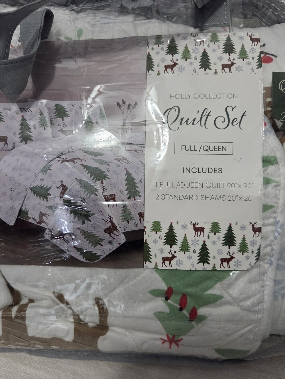 Great Bay Home Holly Collection Christmas Quilt Set Full/Queen - 3 Piece